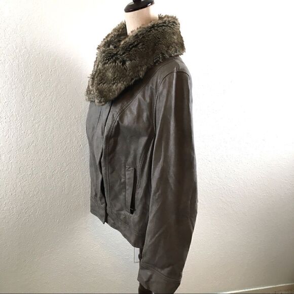 Lane Bryant faux leather fur collar moto jacket 18 - Picture 2 of 10